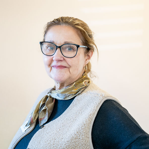 Lorraine Law - Meridian Veterinary Clinic(Web)